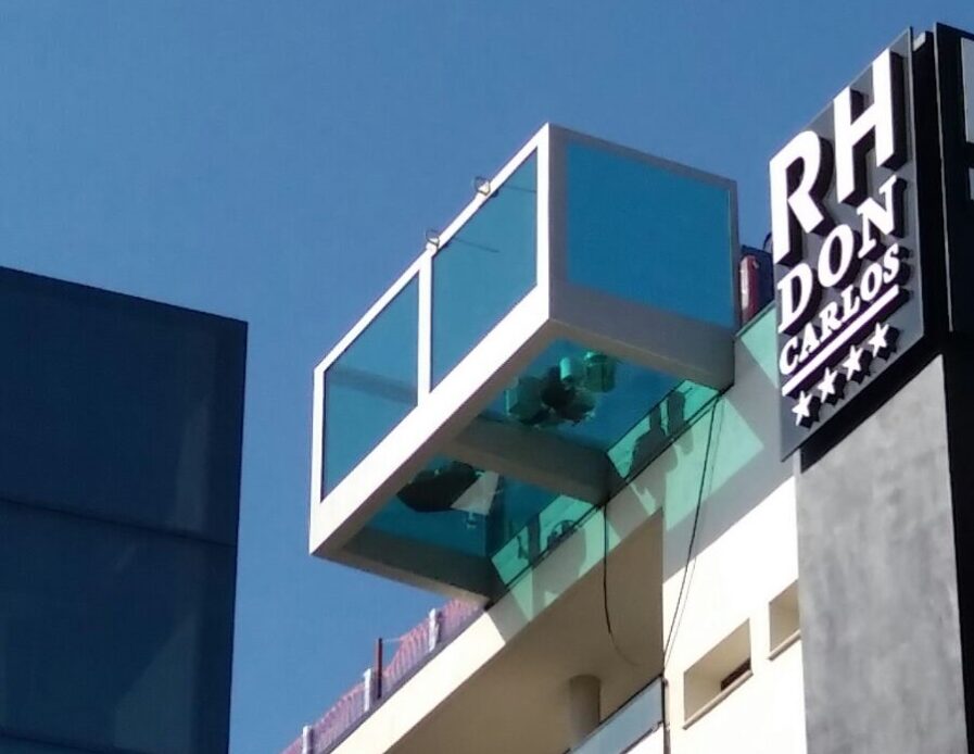 Hotel RH Don Carlos - Peñíscola - Piscina infinita de vidrio